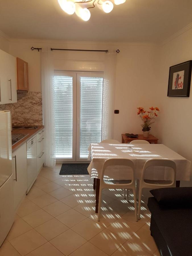 פורץ Apartment Mit Balkon מראה חיצוני תמונה