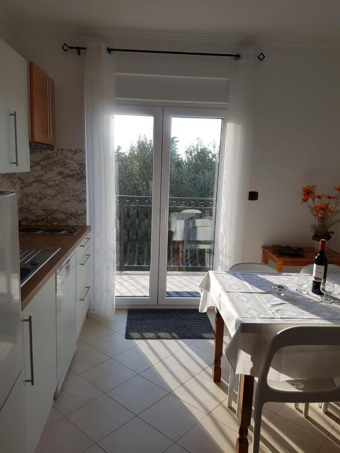 פורץ Apartment Mit Balkon מראה חיצוני תמונה