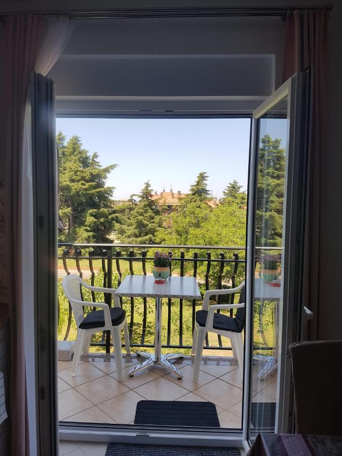 פורץ Apartment Mit Balkon מראה חיצוני תמונה